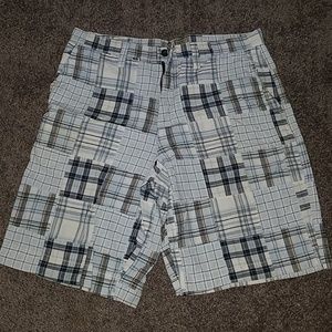 Sonoma 100% cotton plaid on plaid shorts